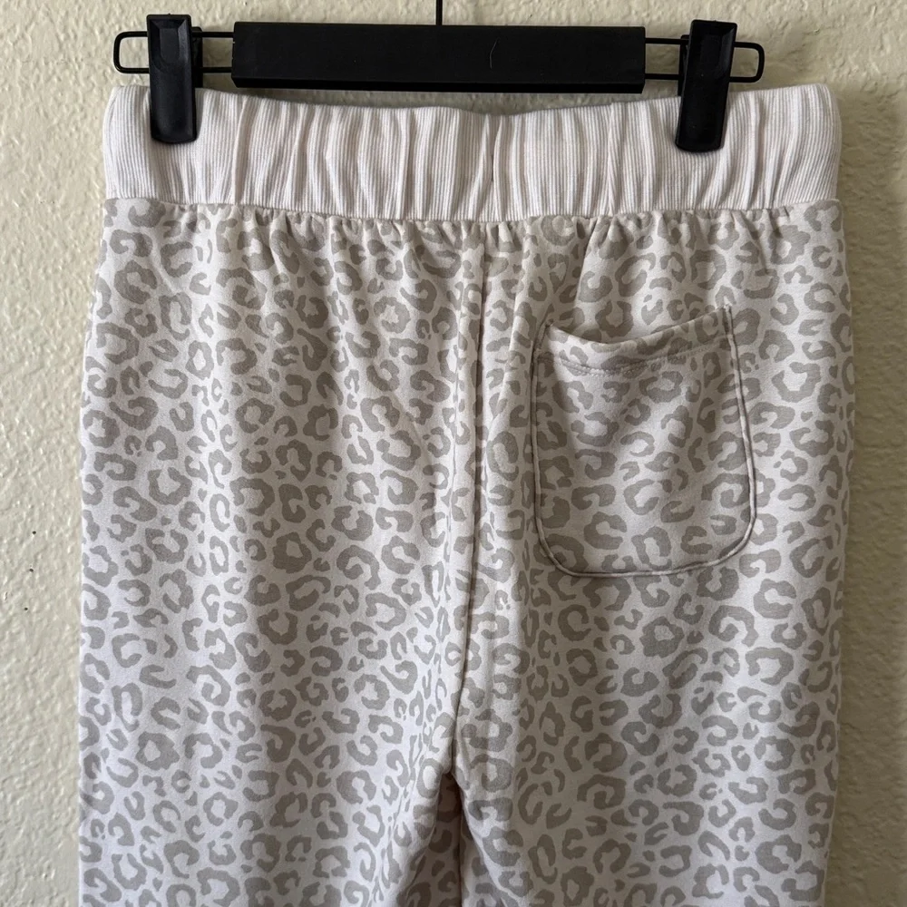 We Wander Cheetah Print Lounge Pant- Joggers - Size XS NWT - Picture 7 of 9